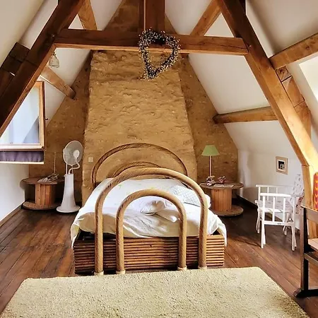 Maison Perigourdine Avec Vue Et Piscine Chauffee Hotel 3*